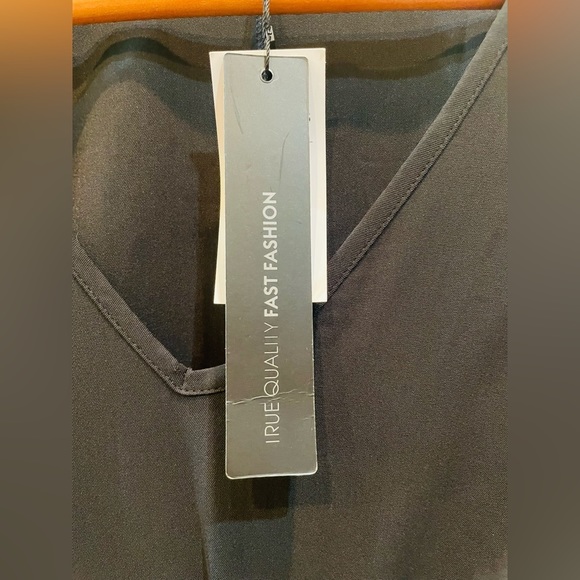 Women's V-neck Dress with Tiered Bell 3/4 Sleeves XXL - Picture 8 of 16